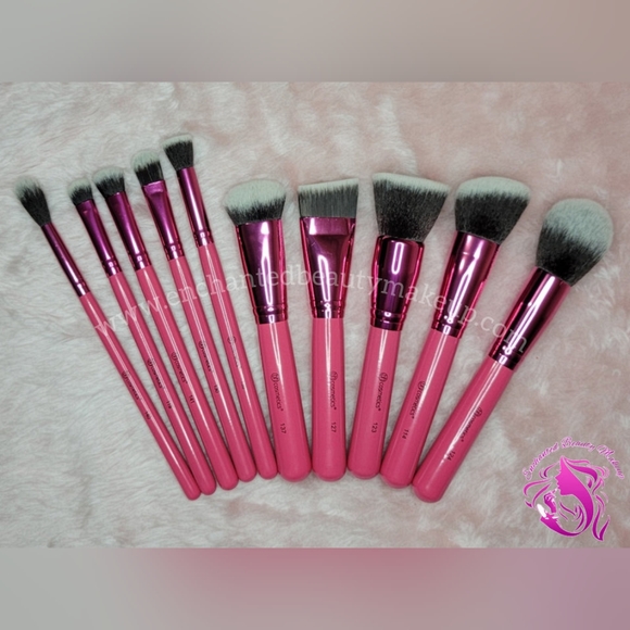 ❌️SOLD 🔵2/$60 - BH COSMETICS Fan Faves Brush Set (10pc) - Picture 5 of 5